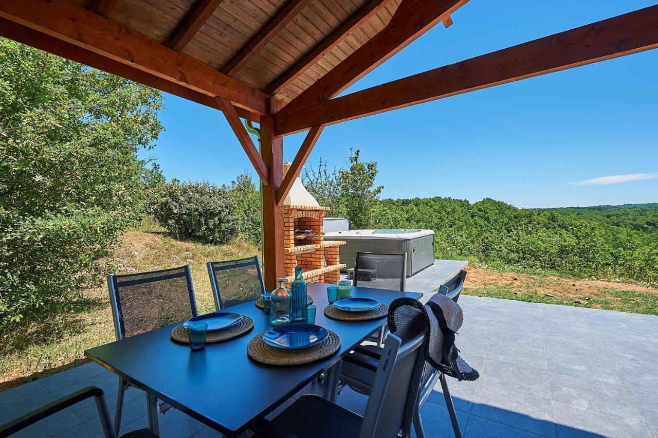 Francecomfort - Village Des Cigales Mauroux エクステリア 写真